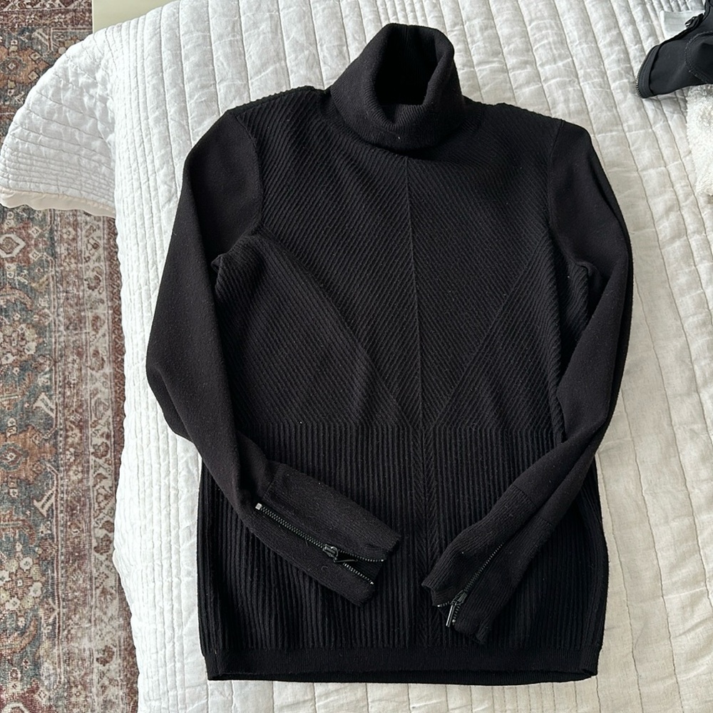 White house black market black turtleneck sweater